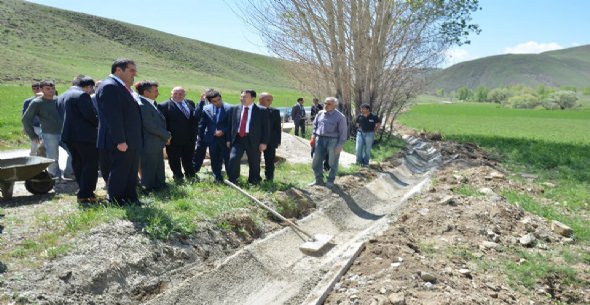 Kanalizasyon alt yapı çalışmaları devam ediyor