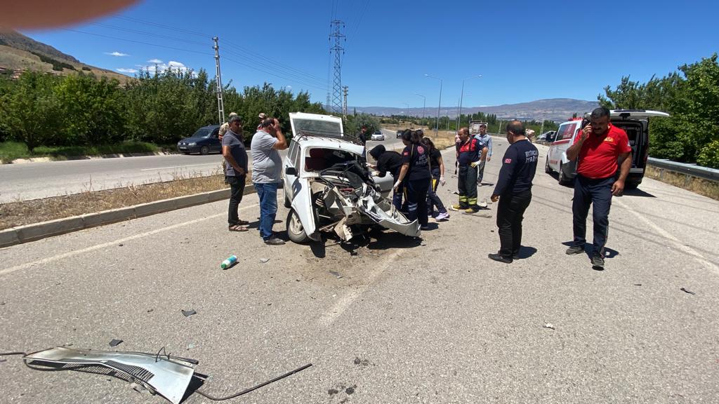 Erzincan'da feci kaza 1 ölü
