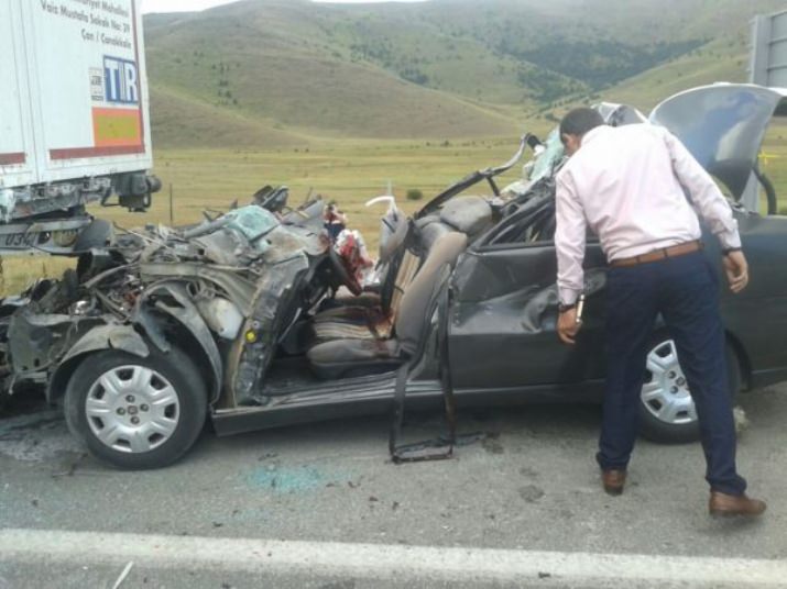 Erzincan’da Feci kaza 4 Ölü