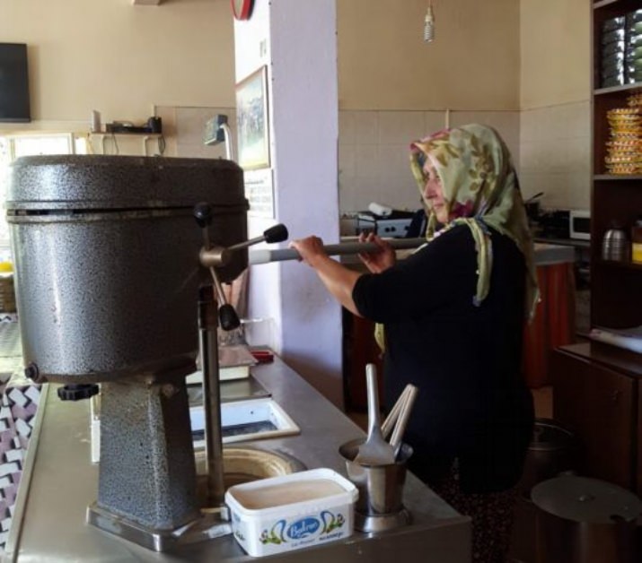 67 Yaşında Gençlere Örnek Oluyor