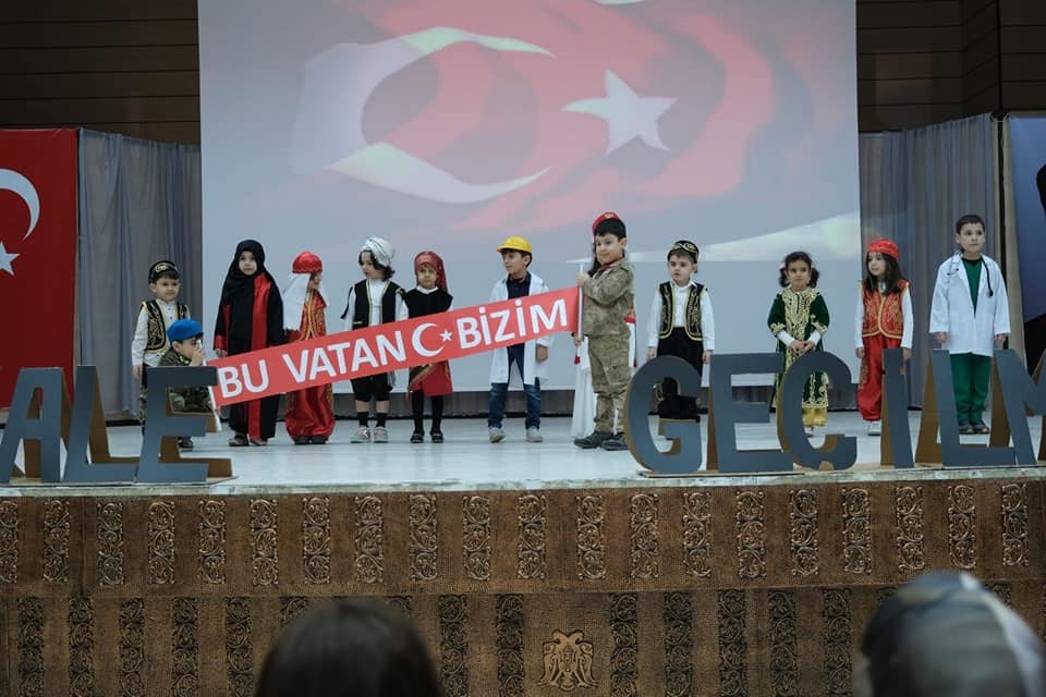 Minik Öğrencilerden “Çanakkale Şehitlerine” Adlı Program