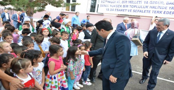 OKUL ÖNCESİNDE OKULLAŞMA ORANININ YÜZDE 90