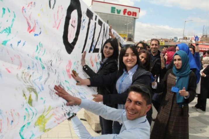 Otizm Farkındalık günü unutulmadı