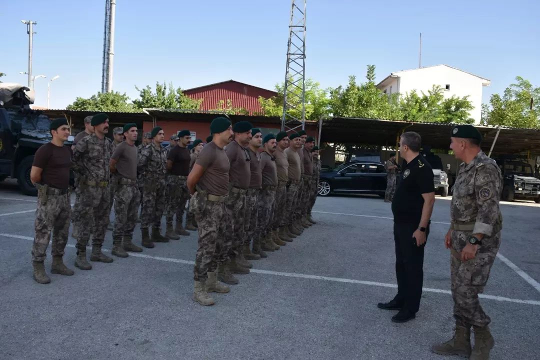 Özel Harekat Polisleri, Suriye'ye Uğurlandı