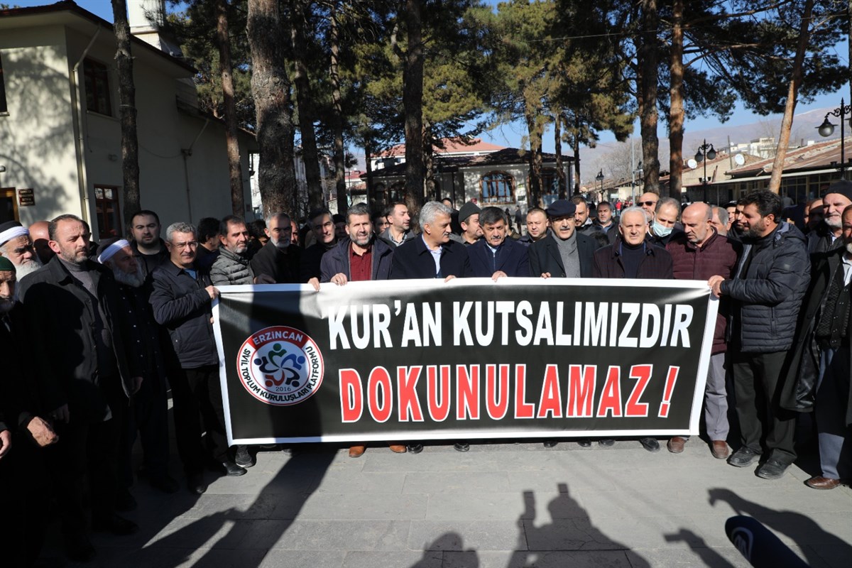 İsveç'te Kur'an-ı Kerim Yakılması Protesto Edildi