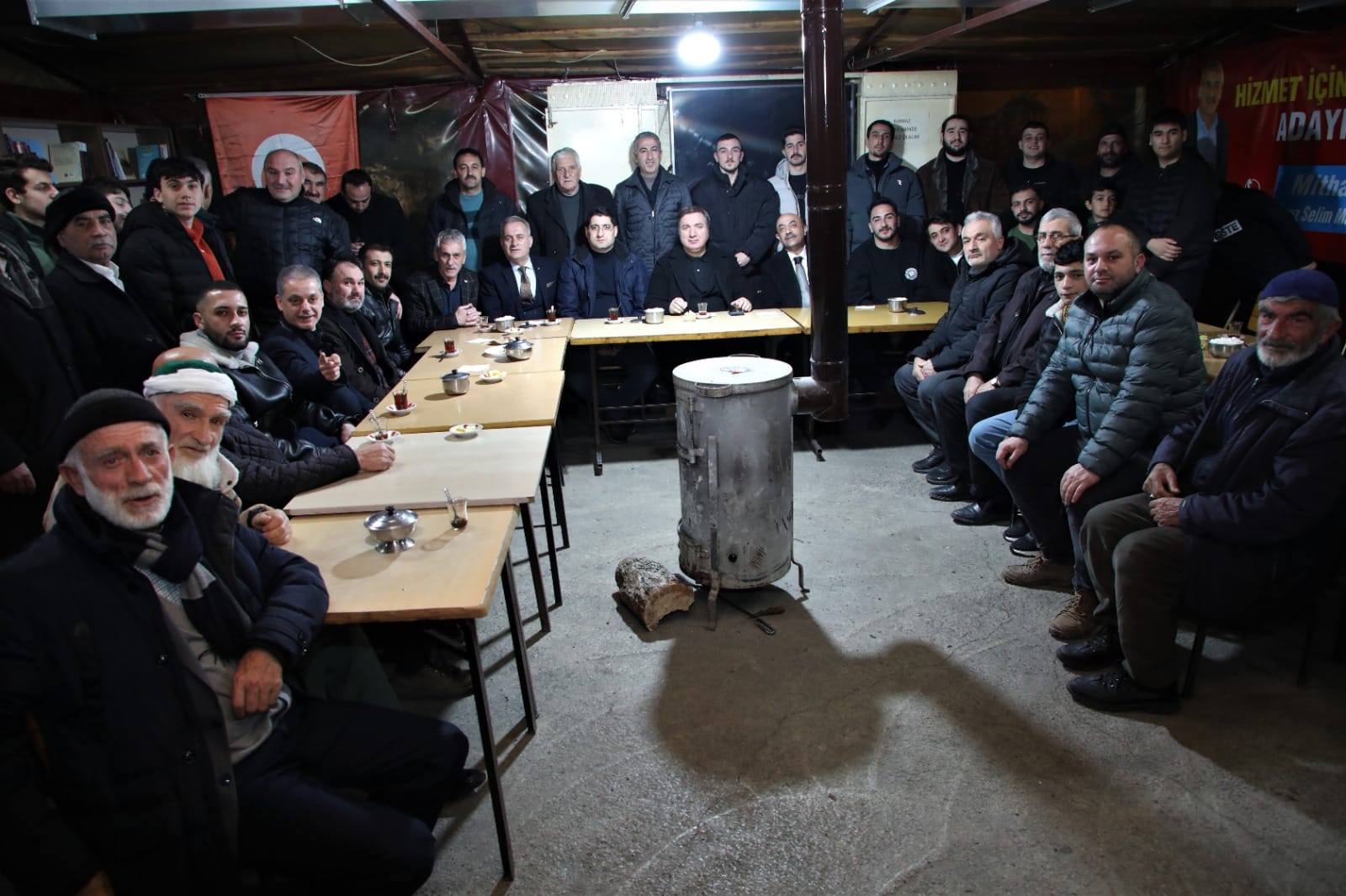 Vali Aydoğdu, Çay Oacağında Vatandaşlarla Bir Araya Geldi