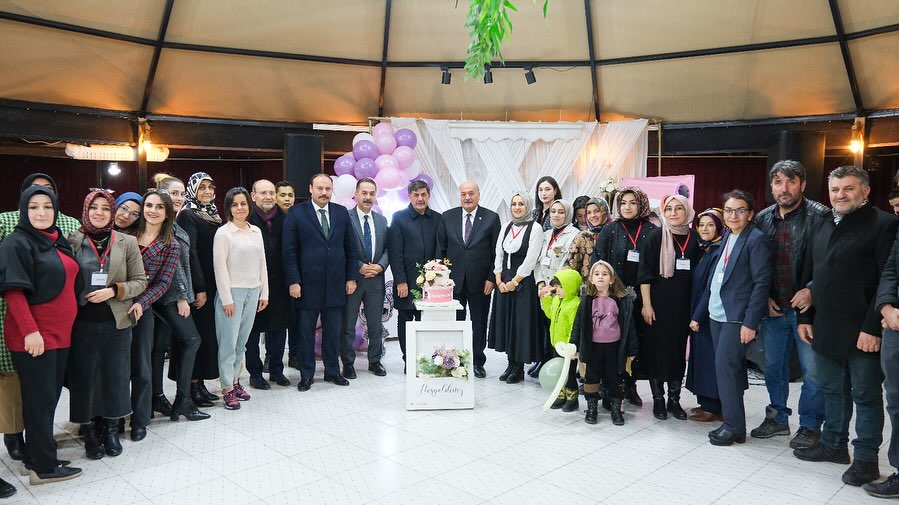 Başkan Aksun, Nilperi Bebeği Doğum Gününde Yalnız Bırakmadı