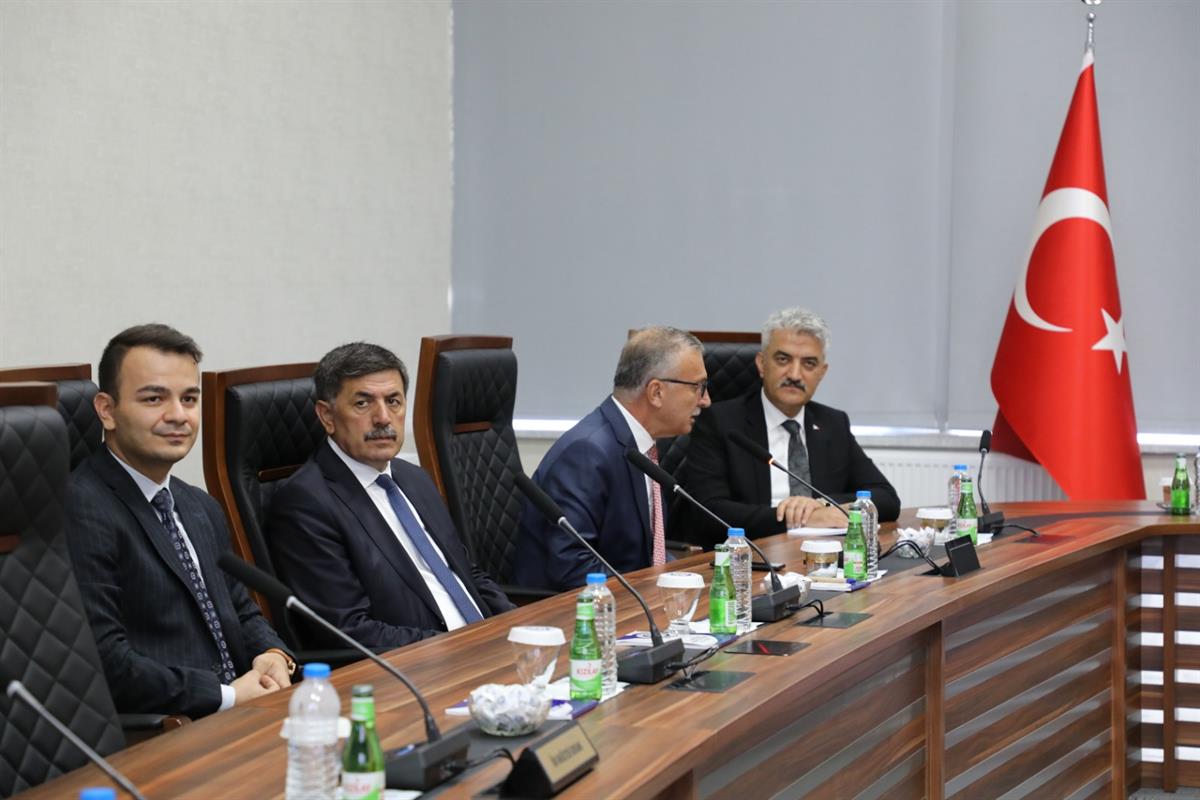 Uluslararası Türk Dünyası Sempozyumu Toplantısı