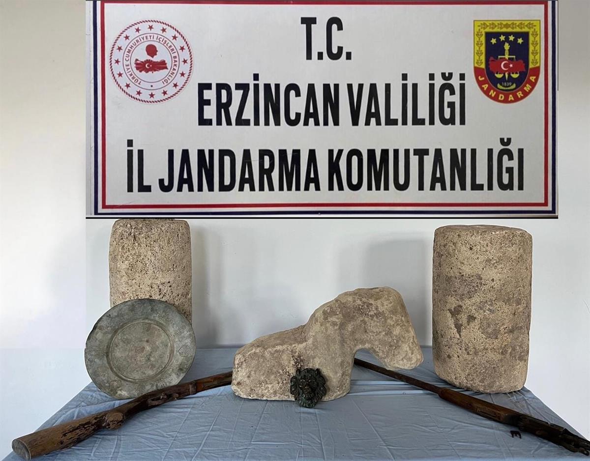 Jandarma'dan tarihi eser operasyonu
