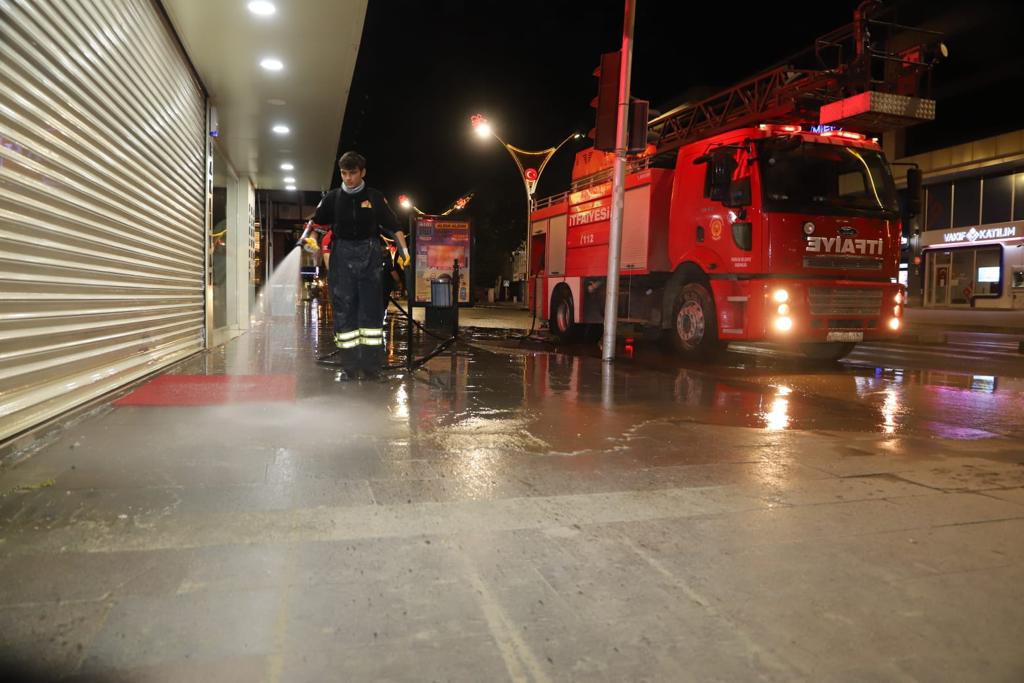 Sel Sonrası Temizlik Çalışmaları Devam Ediyor