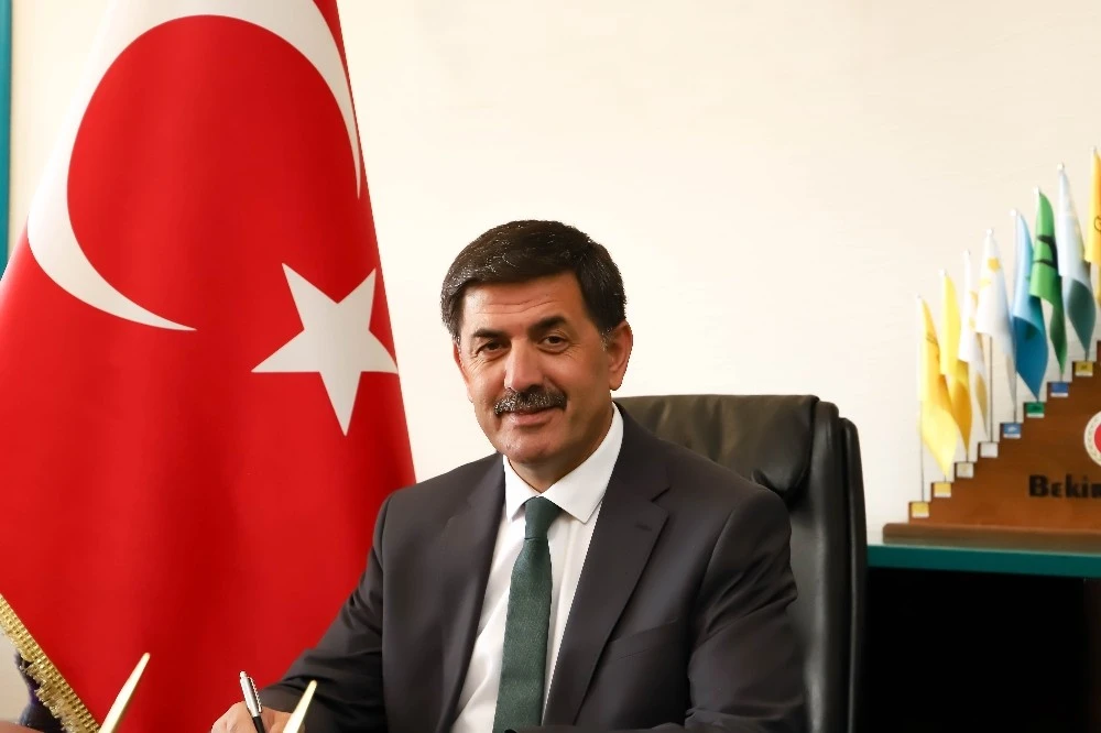 Başkan Aksun'dan, Kadir Gecesi Mesajı