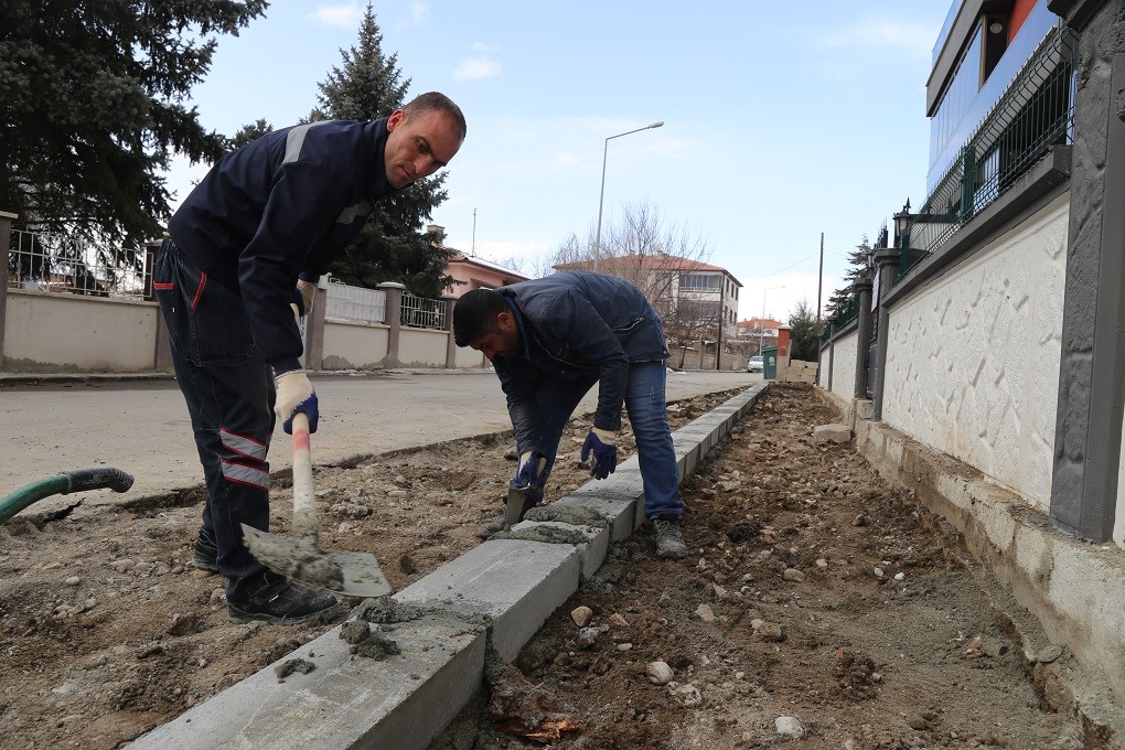 Üstyapı Çalışmaları Devam Ediyor