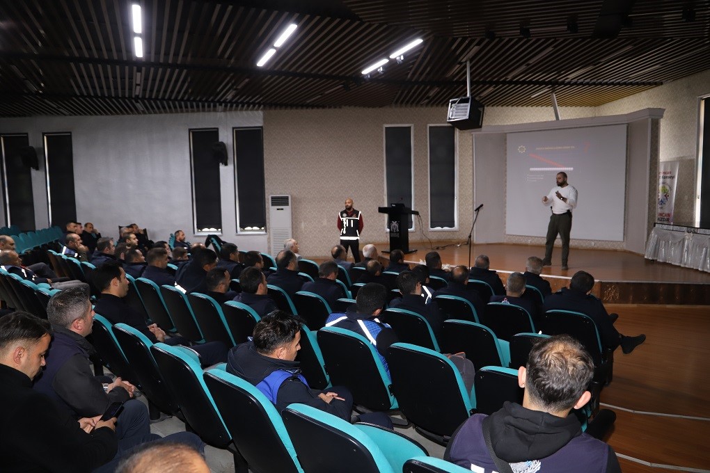 Zabıta personeline kaçakçılık ve uyuşturucu eğitimi