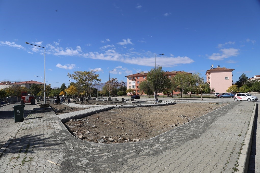 Fatih Mahallesi’nde yeni park yapımına başlandı