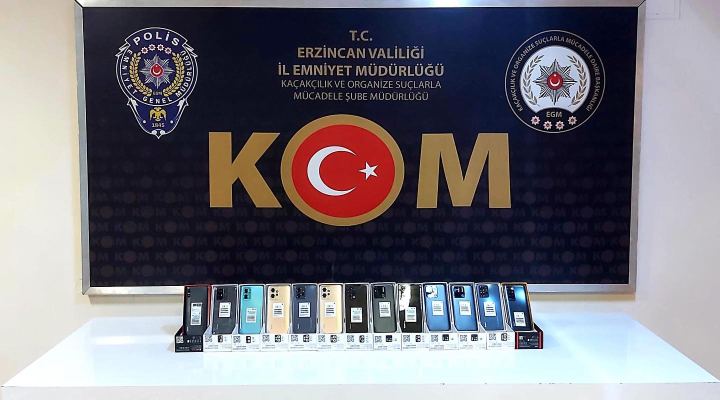 Gümrük Kaçağı Telefon Ele Geçirildi
