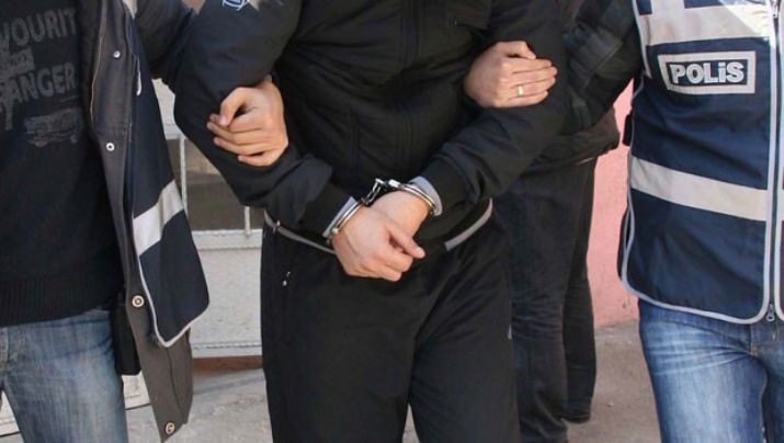 Eski Baro Başkanı ve Avukata Hapis Cezası