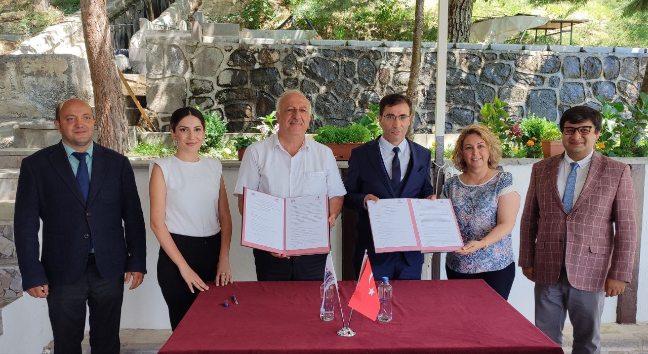 Üzümlü Belediyesinden Genç İstihdamına Destek