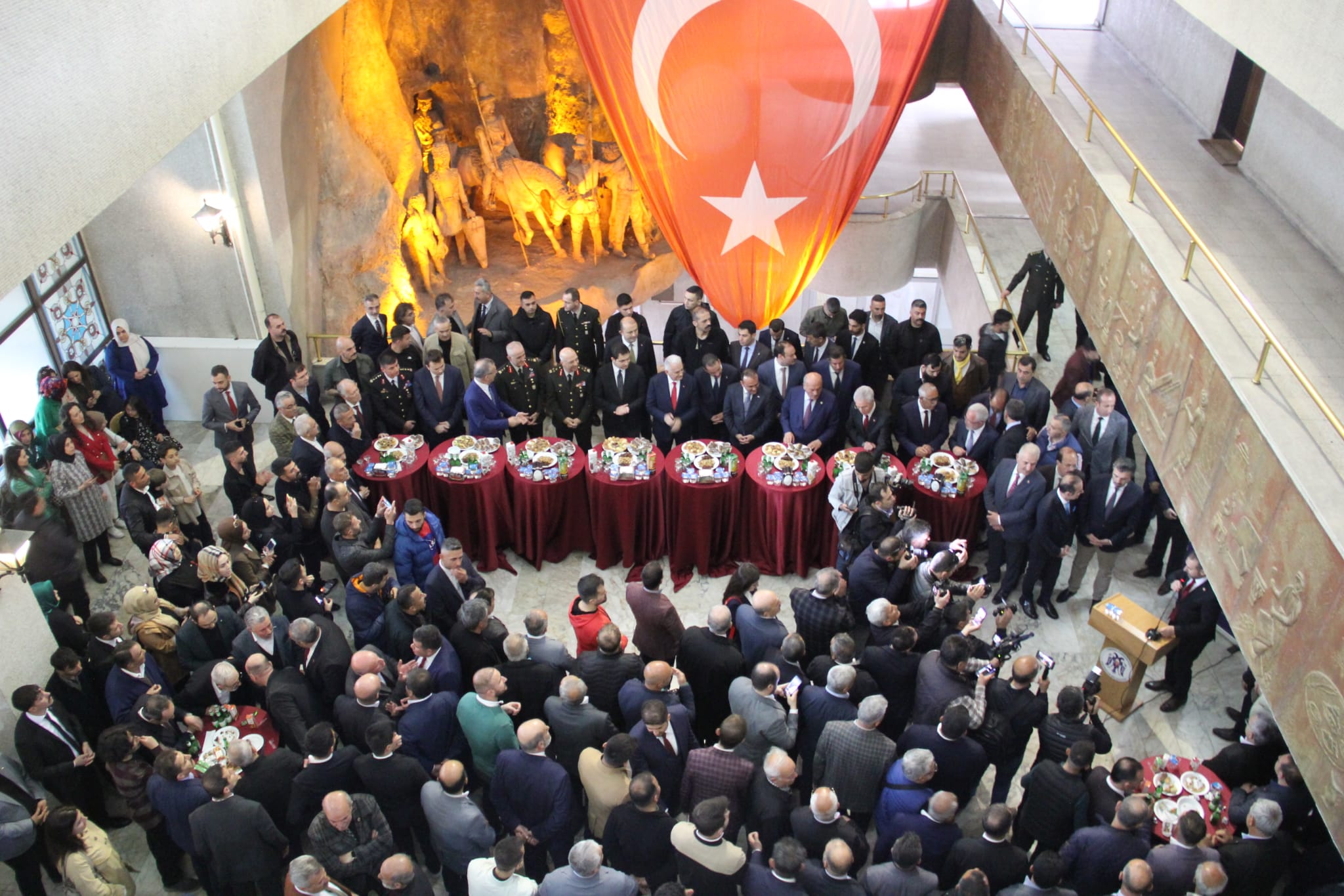 Erzincan’da Toplu Bayramlaşma Geleneği Bozulmadı