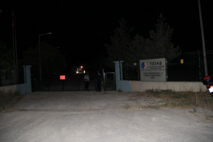 Aşırı sıcaklardan trafo patladı