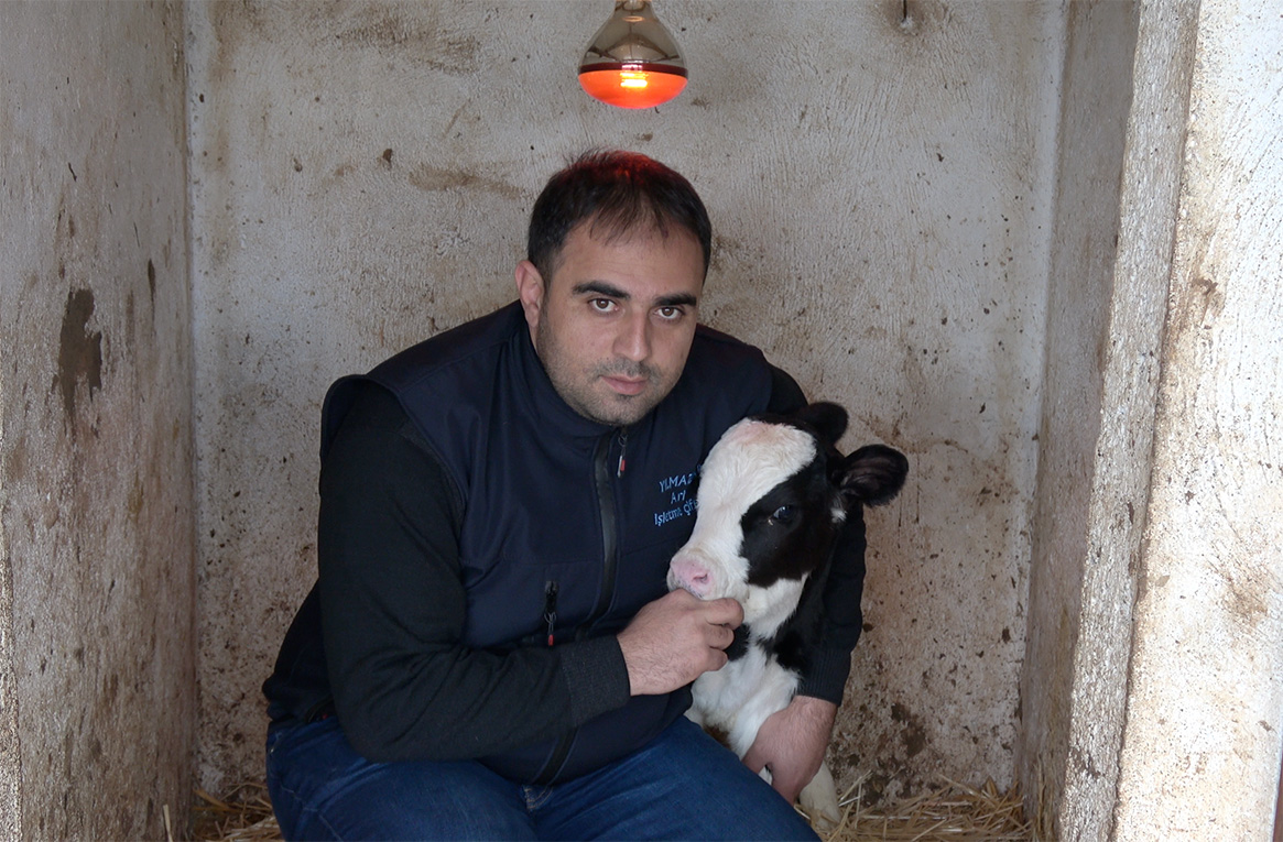 Genç çiftçi işletmesini desteklemelerle büyütüyor